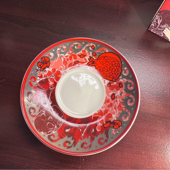 💡Illumicrate Hades & Persephone Teacup & Saucer - Picture 3 of 6